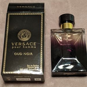 Versace Oud Noir